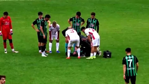 Akın Karaaslan kimdir? Maçta kalp krizi geçiren 35 yaşındaki futbolcu anjiyoya alındı