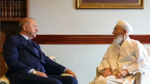 Ali Kemal Hut kimdir? Kaç yaşında? Nereli? Cumhurbaşkanı Erdoğan’ın Kur’an hocası mı?Kasımpaşalı Kemal Efendi’nin hayatı