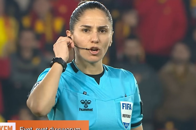 Asena Albayrak - 6