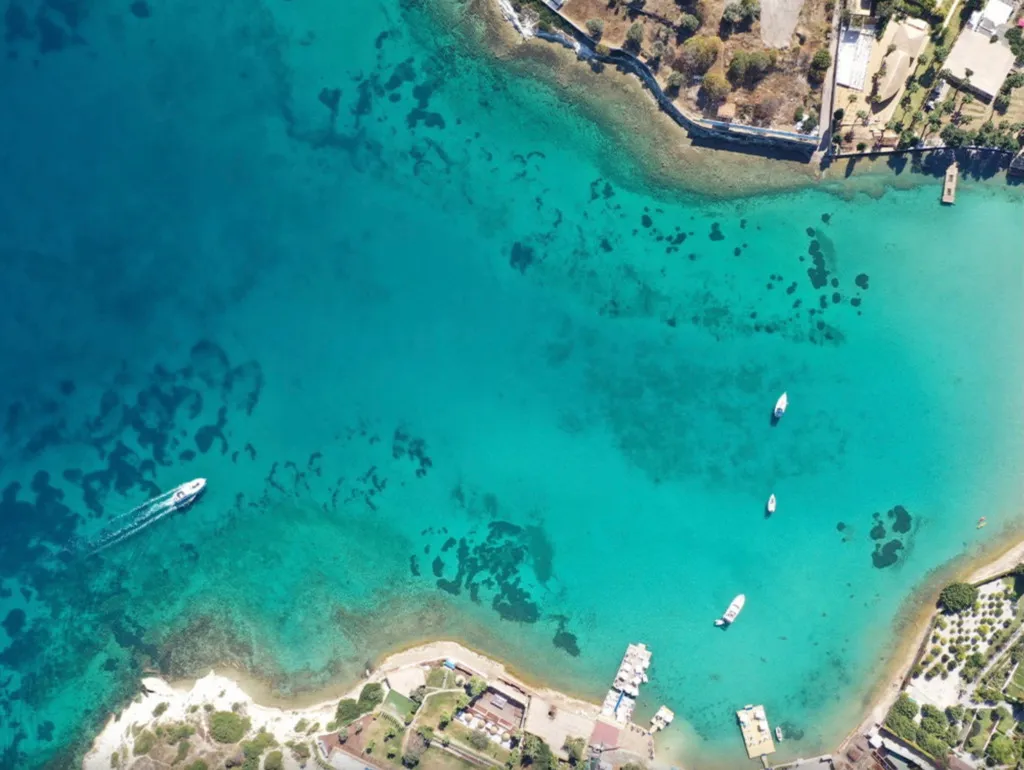 Çeşme ve Alaçatı Gezi Rehberi: En İyi Plajlar, Restoranlar ve Gizli Koylar
