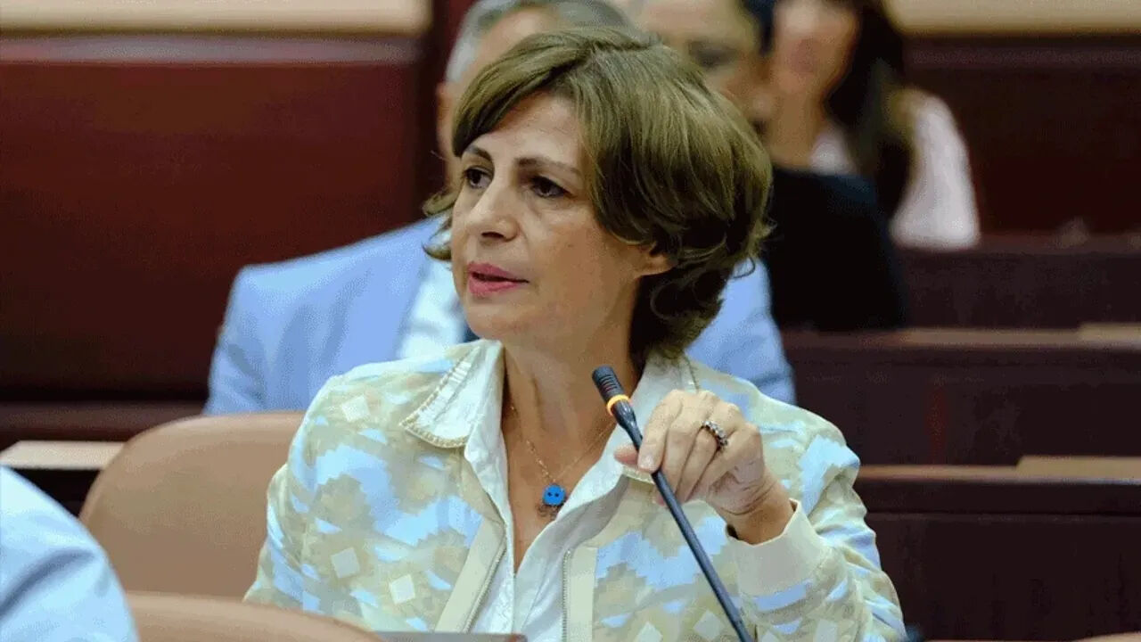 Ayşe Ünlüce - 3