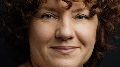 Ayşenil Şamlıoğlu Kimdir, Kaç Yaşında, Nereli? Ayşenil Şamlıoğlu Dizileri ve Filmleri