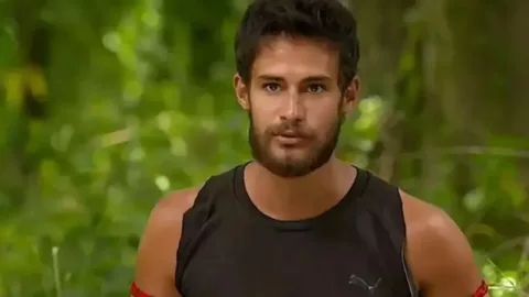 Batuhan Karacakaya kimdir, kaç yaşında, nereli, boyu kaç, evli mi? Hangi dizilerde oynadı, Survivor’da kaçıncı oldu?