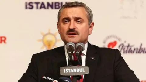 Bayram Şenocak evli mi, kaç çocuğu var? Ailesi nereli? Kaç yaşında? nereli, hangi partiden milletvekili?