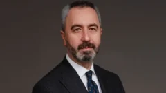 Bekir Bayrakdar kimdir? Kaç yaşında ve nereli?
