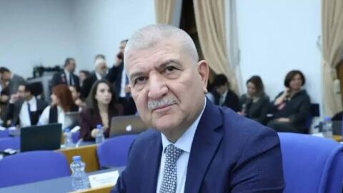 AK Parti rozeti takılan Cemalettin Kani Torun kimdir? Cemalettin Kani Torun evli mi? Cemalettin Kani Torun daha önce hangi partideydi?