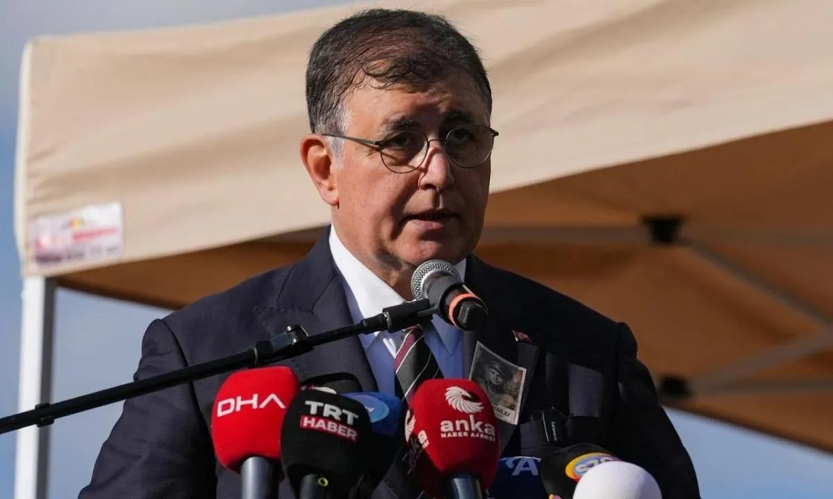 Cemil Tugay aslen nereli