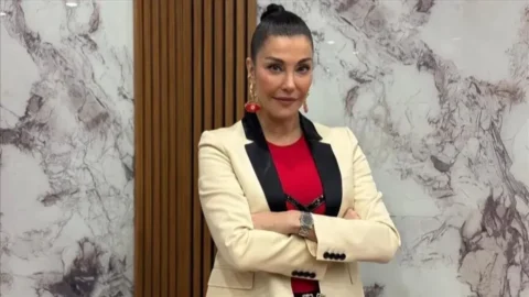Deniz Akkaya kimdir, neden hakkında yakalama kararı çıkarıldı?