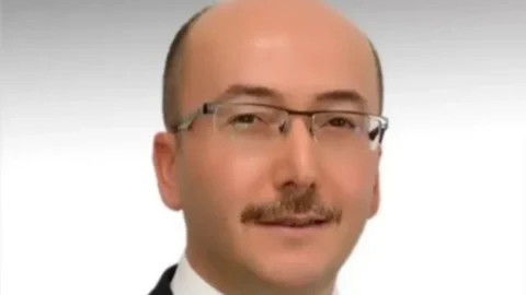Şinasi Candan hangi görevlerde bulundu, DMO Genel Müdürü kimdi? Gelir İdaresi Başkanı neden değişti?