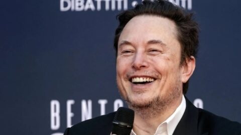 Elon Musk’ın net serveti bir günde 64 milyar dolar arttı.