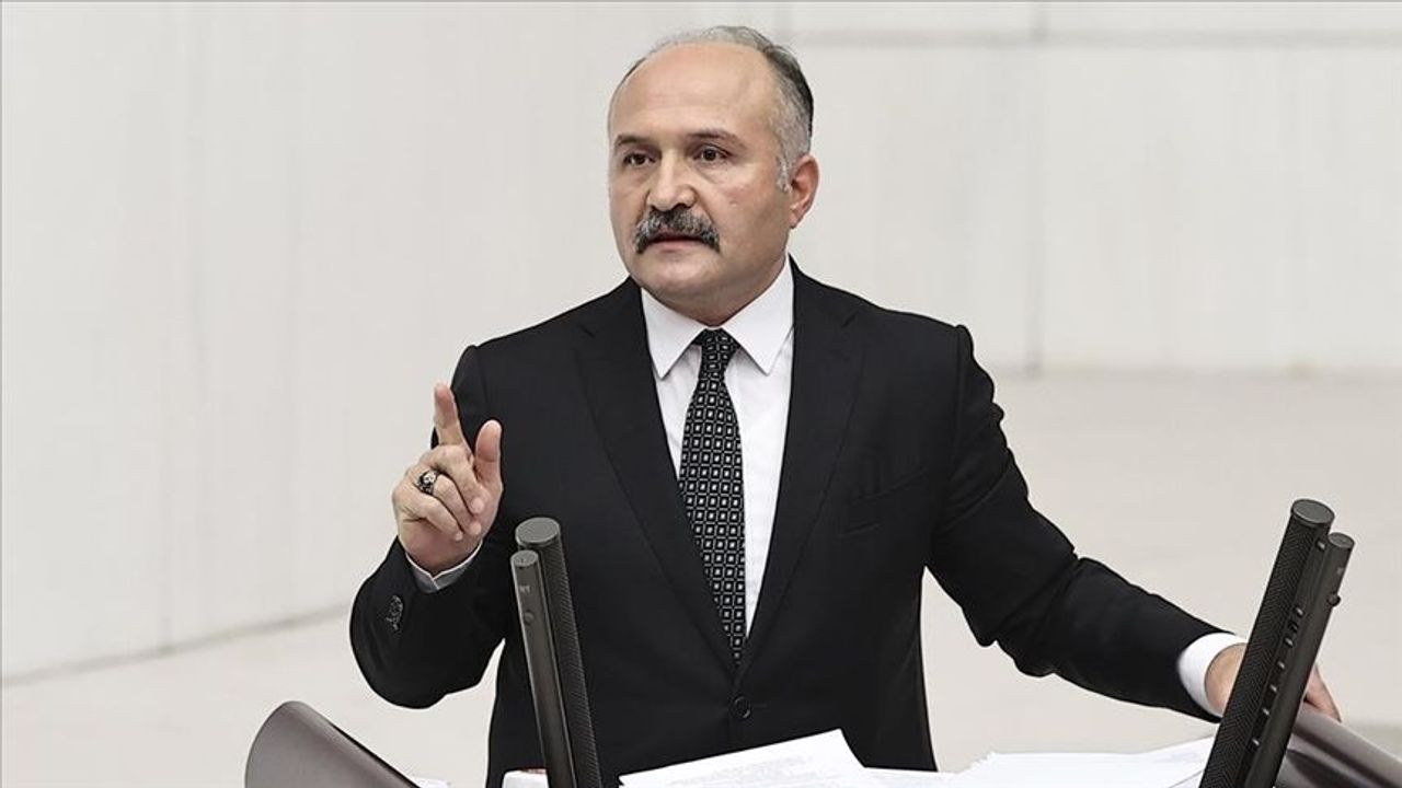 Erhan Usta kimdir? Erhan Usta kaç yaşında, nereli, eğitimi nedir, hangi görevlerde bulundu ve siyasi kariyeri nasıldır?
