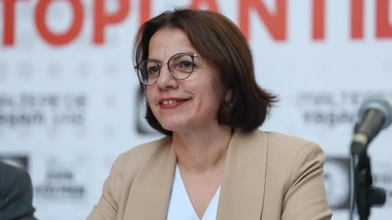 Esin Köymen’in babası kimdir? Kimin kızı, nerede doğdu, eşi kim, hangi üniversiteden mezun?