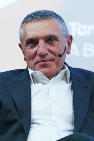 Faruk Turgut Kimdir, Kaç Yaşında, Nereli? Faruk Turgut Dizileri ve Filmleri