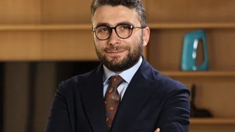 Fon soruşturmasında mal varlığına tedbir kararı kaldırılmıştı: AKP Milletvekili Asuman Erdoğan’ın eşi Fatih Erdoğan kimdir?