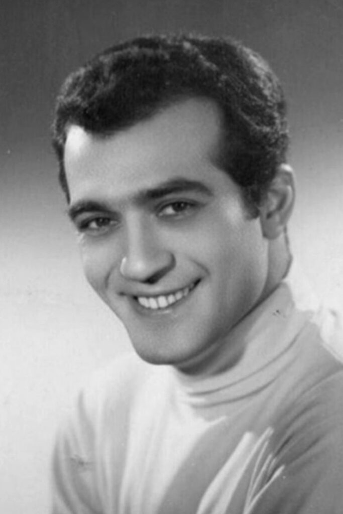 Fikret Hakan fotoğrafı