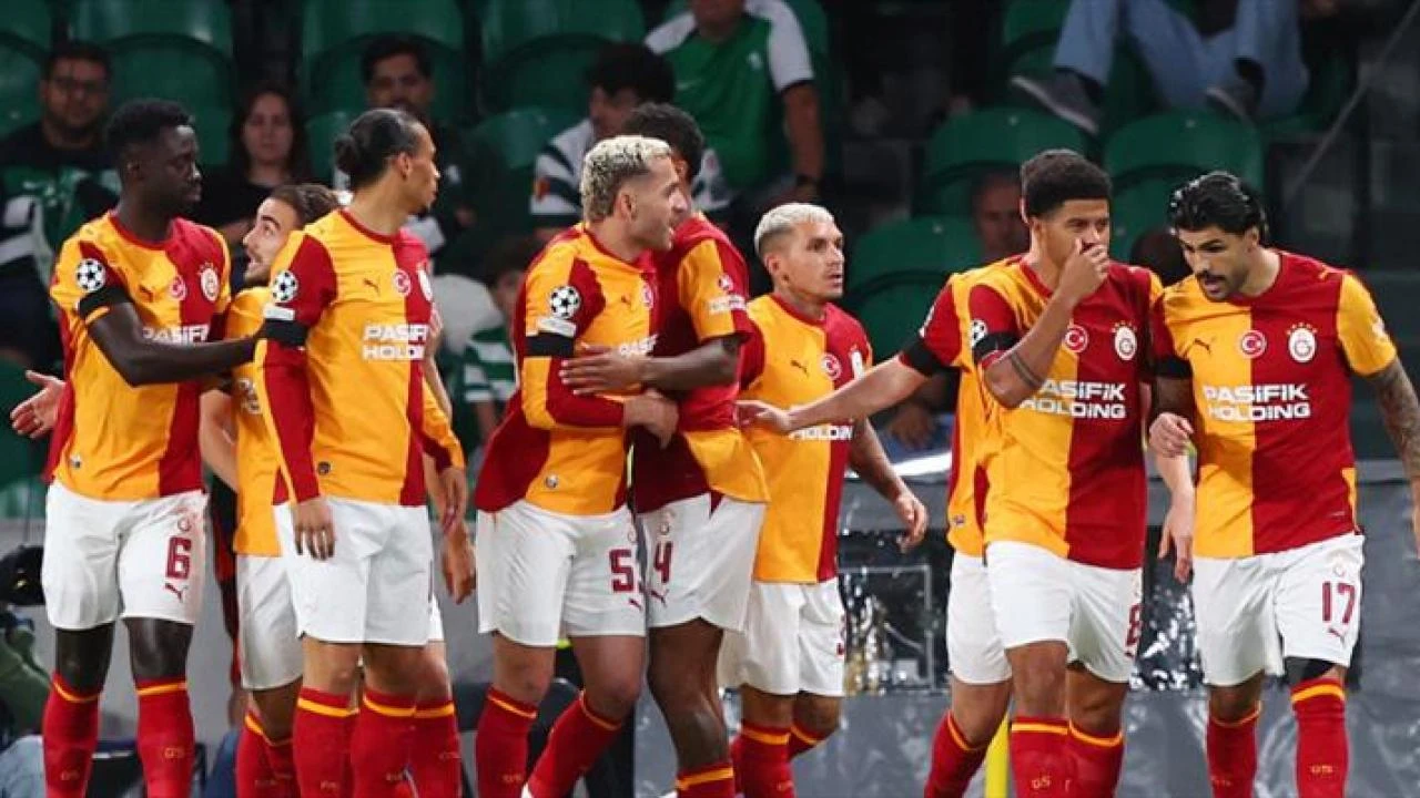 Galatasaray Şampiyonlar Ligi maç fikstürüSarı-kırmızılı temsilcimizin Devler Ligi arenasındaki kalan maç programı şu şekilde:13 Ekim Salı (22.00): Galatasaray - Barcelona (Ev)21 Ekim Çarşamba (19.45): Lille - Galatasaray (Deplasman)3 Kasım Salı (20.45): Galatasaray - Stuttgart (Ev)24 Kasım Salı (20.45): Galatasaray - Aston Villa (Ev)8 Aralık Salı (23.00): AEK - Galatasaray (Deplasman)19 Ocak Salı (20.45): Galatasaray - Feyenoord (Ev)27 Ocak Çarşamba (23.00): PSG - Galatasaray (Deplasman)