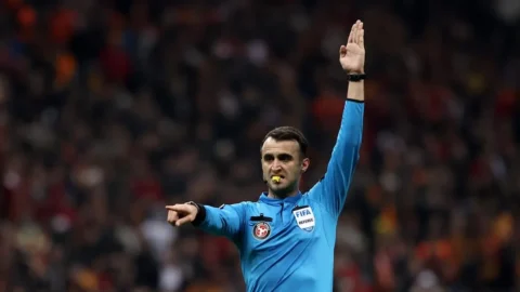 Galatasaray-Fenerbahçe Derbisinin Hakemi Atilla Karaoğlan Kimdir? Kaç Yaşında, Nereli? İşte Kariyeri