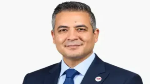 YENİ Parti Antalya İl Başkan Adayı Gökhan Ölmez Kimdir?