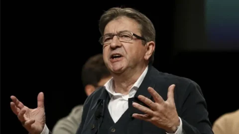 Jean-Luc Melenchon kimdir? Jean-Luc Melenchon kaç yaşında? Jean-Luc Melenchon’un hayatı ve kariyeri