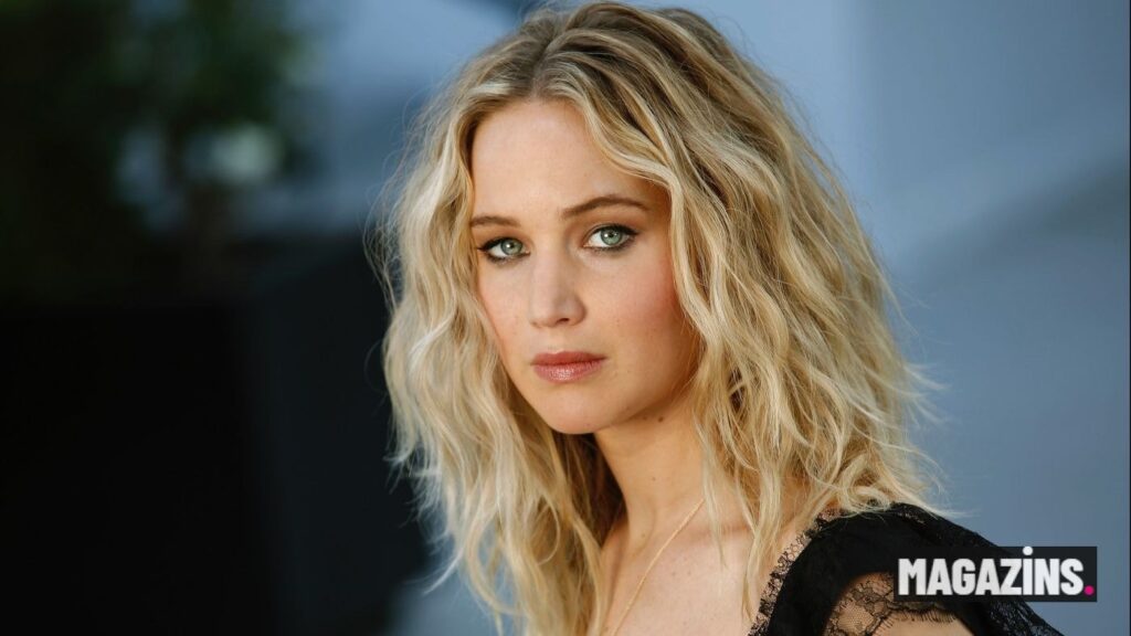Jennifer Lawrence'ın estetik sonrası hali şaşkına çevirdi