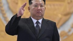 Kim Jong öldü mü, yaşıyor mu, Kim Jong-un komada mı, Kuzey Kore lideri hasta mı, beyin kanaması mı geçirdi?