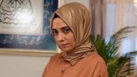 Kızılcık Şerbeti Nursema öldü mü? Ceren Karakoç yeniden kadroda mı? Mezar taşı sahnesi açıklanacak mı?