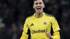 Viyana’da doğup Rapid Wien’de yetişen Mert Müldür kimdir? Fenerbahçe’nin sakat sağ beki kaç yaşında, ne zaman ameliyat oldu?