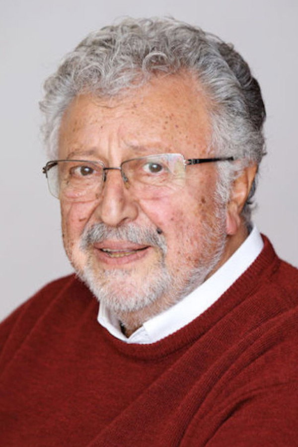 Metin Akpınar fotoğrafı