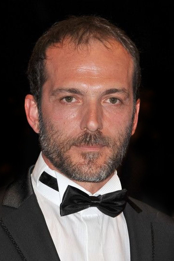 Muhammet Uzuner fotoğrafı