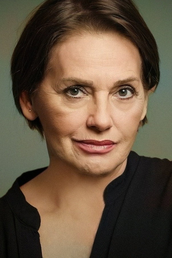 Nur Sürer fotoğrafı 1