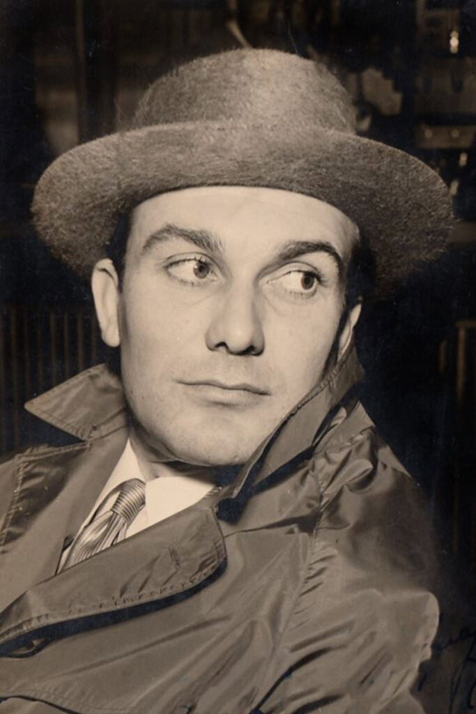 Orhan Günşiray fotoğrafı 1