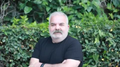 Oyuncu Deniz Oral kimdir, kaç yaşında, nereli? Eşi kim? Hangi dizilerde oynadı?