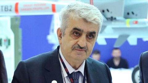 Özdemir Bayraktar kimdir?