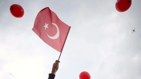Resmî Tatil Takvimi tatil mi? Tatili 1,5 gün: 28 Ekim yarım gün mü?