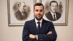 Serdar Orhan Kimdir?