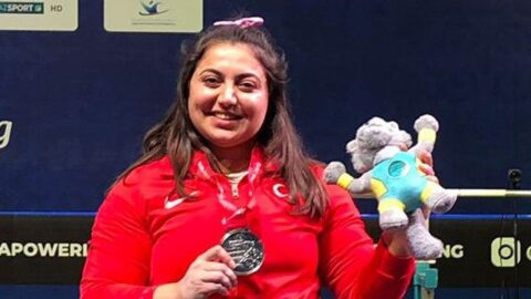 Sibel Çam kimdir? Paris 2024 ve Para Halter