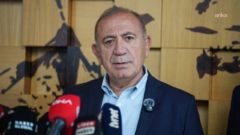 CHP’li Tekin: “Siyasette güçlenenlerin serveti de fonlarda dönen büyük paralar da şeffaf biçimde sorgulanmalıdır”