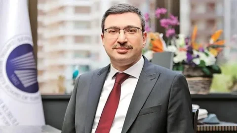 Eski SPK Başkanı İbrahim Ömer Gönül kimdir? Kaç yaşında? Nereli? Hangi görevlerde bulundu? Neden görevden alındı?