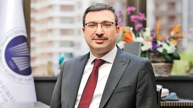Eski SPK Başkanı İbrahim Ömer Gönül kimdir? Kaç yaşında? Nereli? Hangi görevlerde bulundu? Neden görevden alındı?