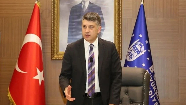 Ulaş Akhan